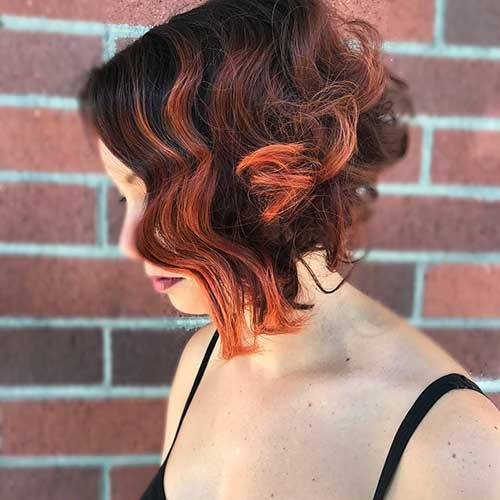 New Short Curly Hairstyle for Women