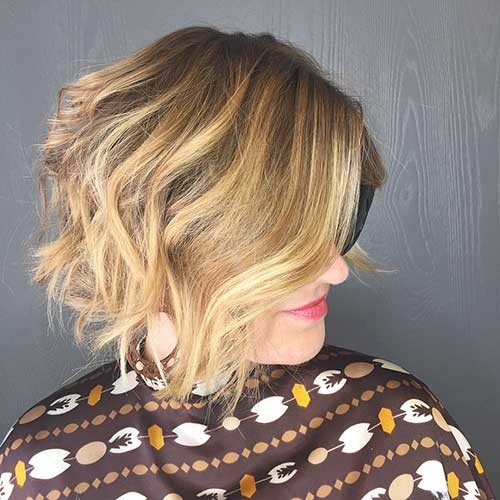 Short Curly Hairstyle for Women 2017