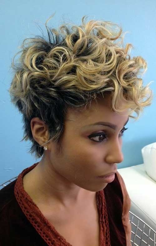 Short Haircuts For Curly Hair 10