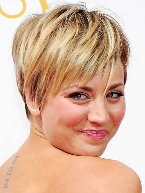 Short Feather Cut Hairstyle