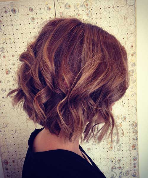 Short Thick Hairstyle with Curly Ends
