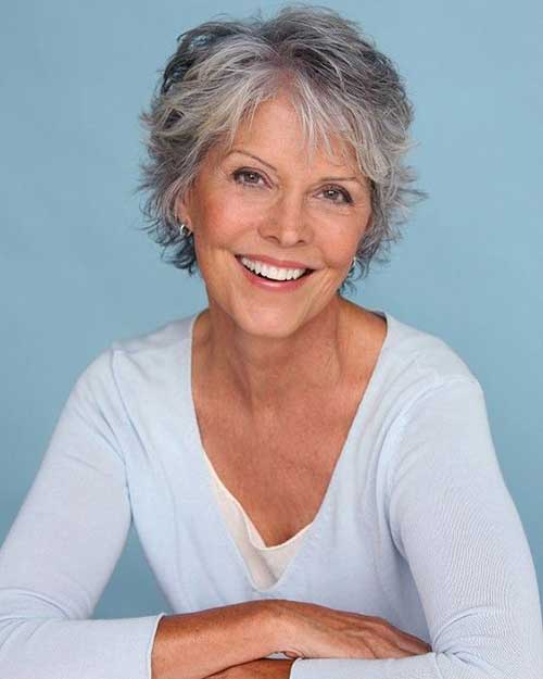 Short Hairstyles for Women Over 50 1
