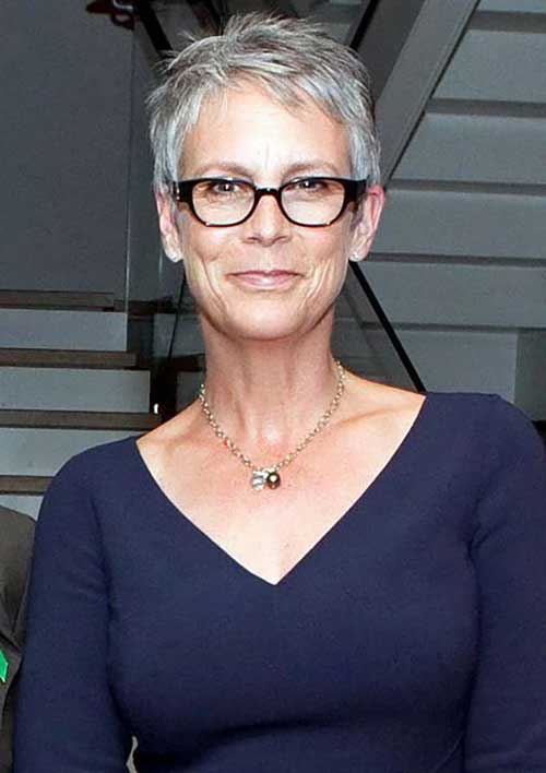 Short Hairstyles for Women Over 50 2