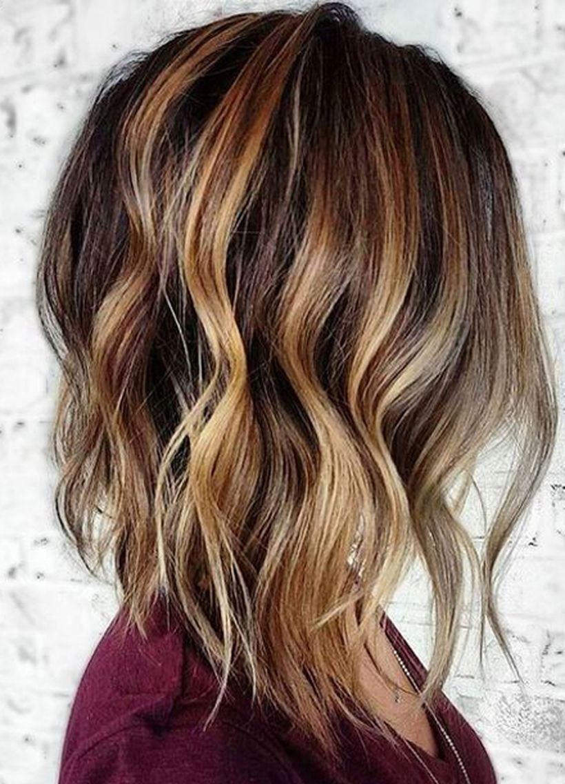 Short twisted hair of desired color