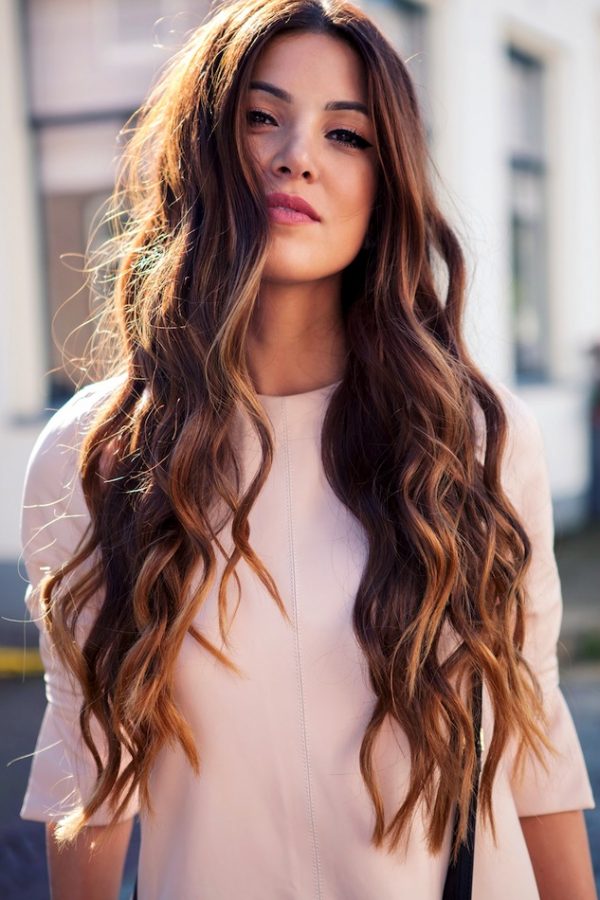 Stunning long hair with curls for this fall