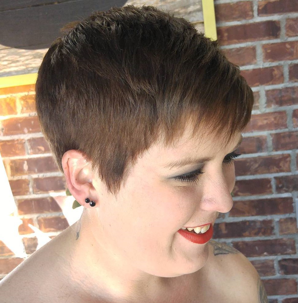 Short Pixie Cut for Round Face