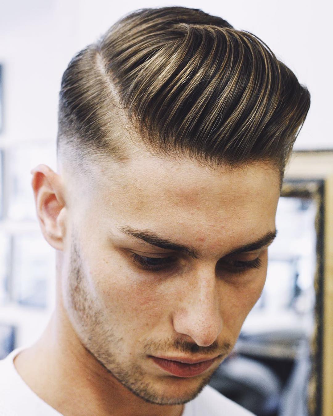 Sleek Side Parted Hairstyle for Men 1