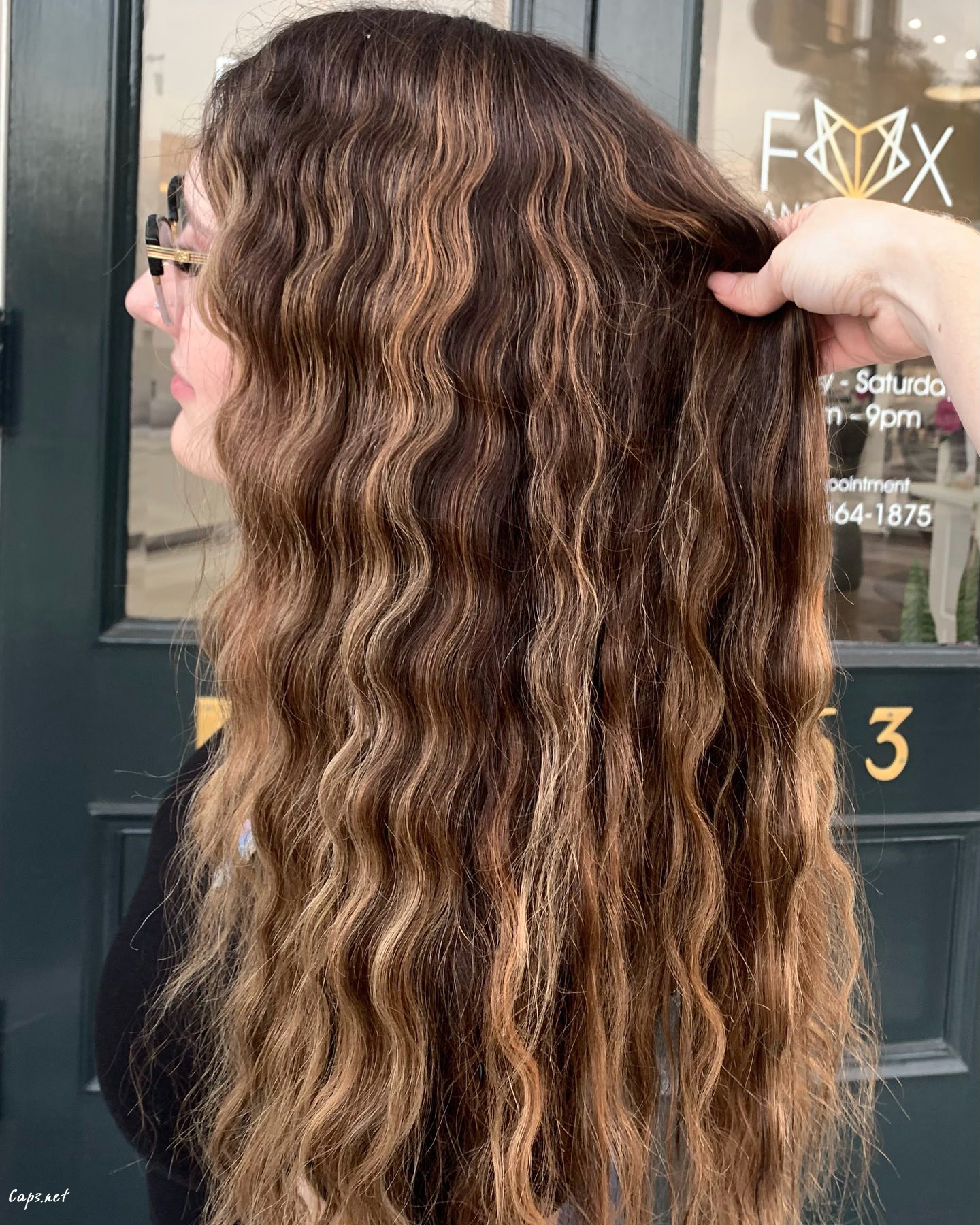 Crimped 90s Hair With Highlights