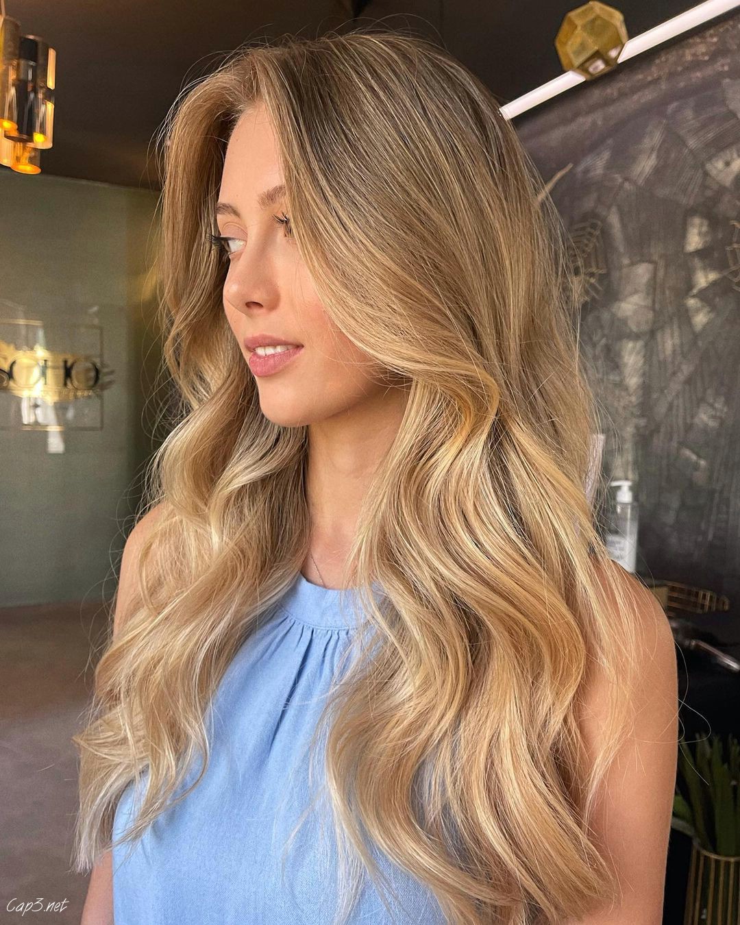 Light Blonde Hair For Oval Faces