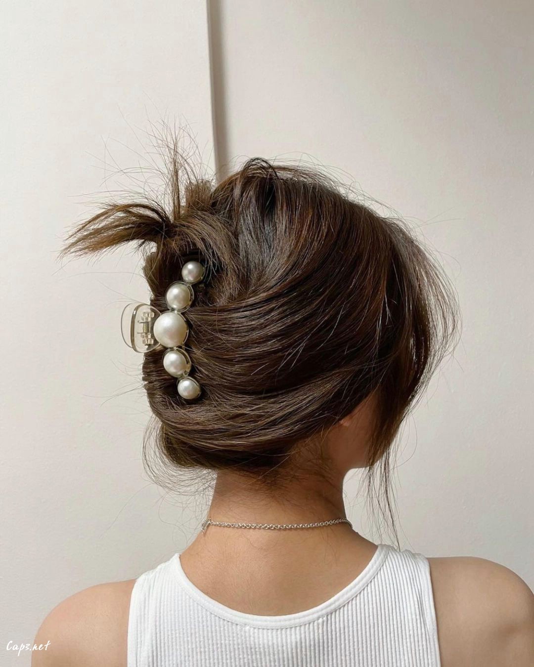 Pearl Claw Clip Brown Hairstyle