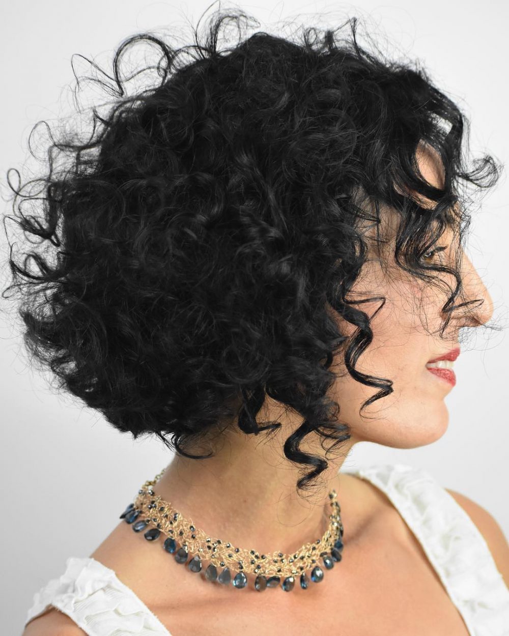 stacked curly bob