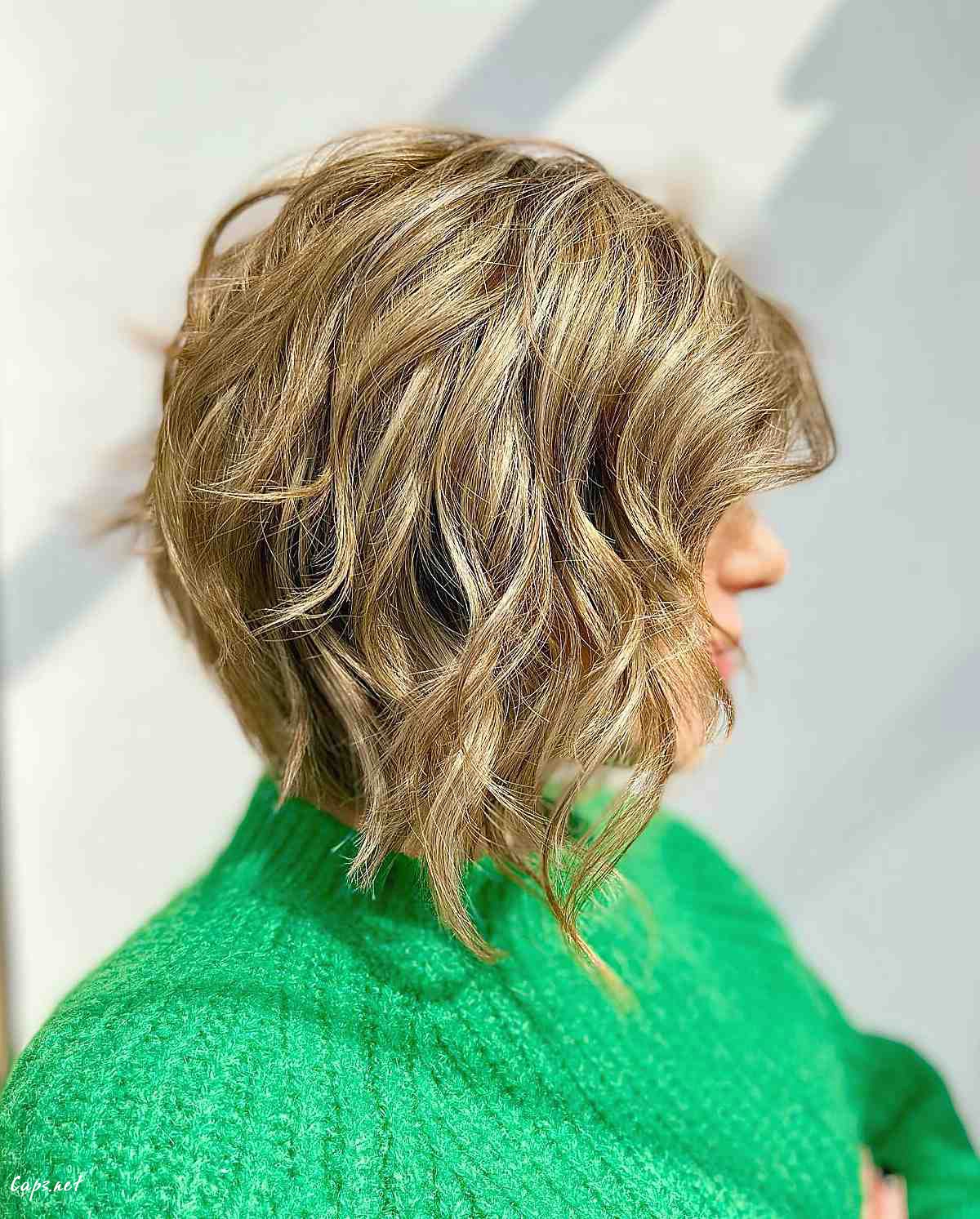 loveable blonde stacked wavy bob