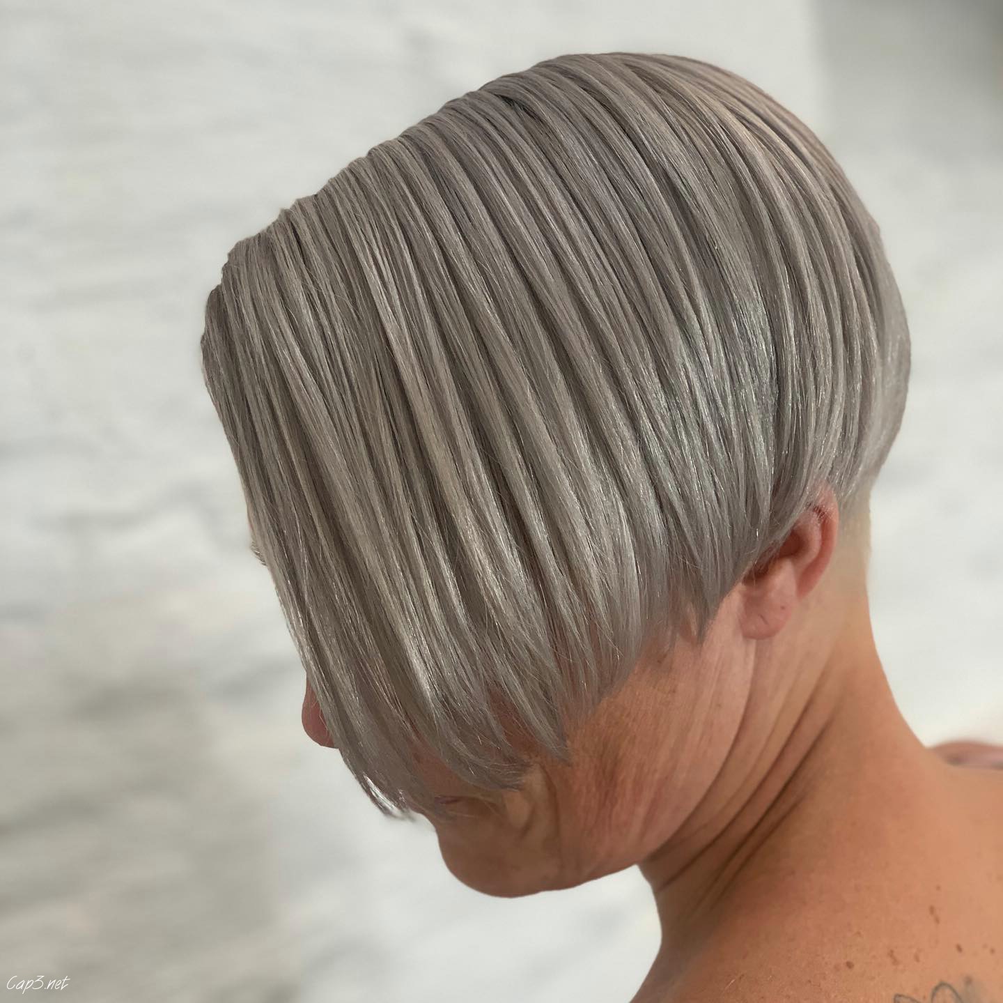 Straight Gray Hair For Women Over 60