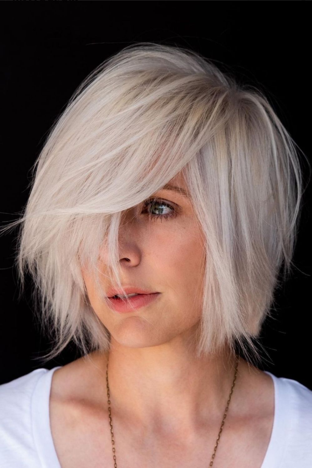 Short blonde hairstyle for fine hair