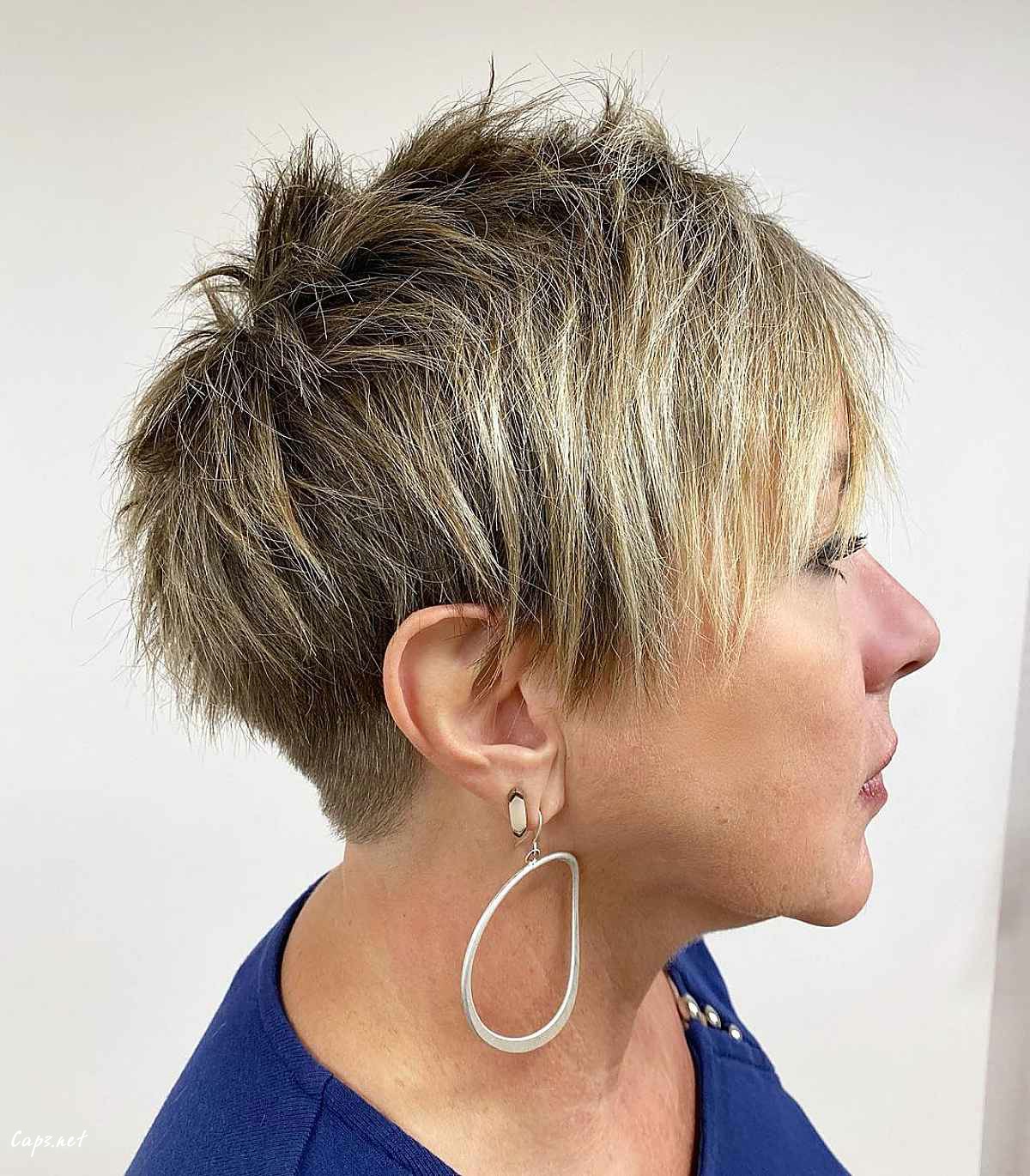 messy pixie for women over 30